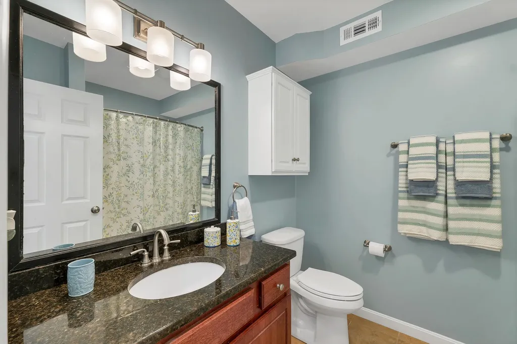 25 Sullivan Way Laconia NH 03246