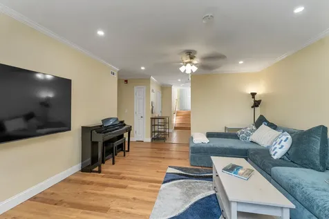 25 Sullivan Way Laconia NH 03246