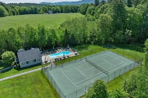 25 Sullivan Way Laconia NH 03246