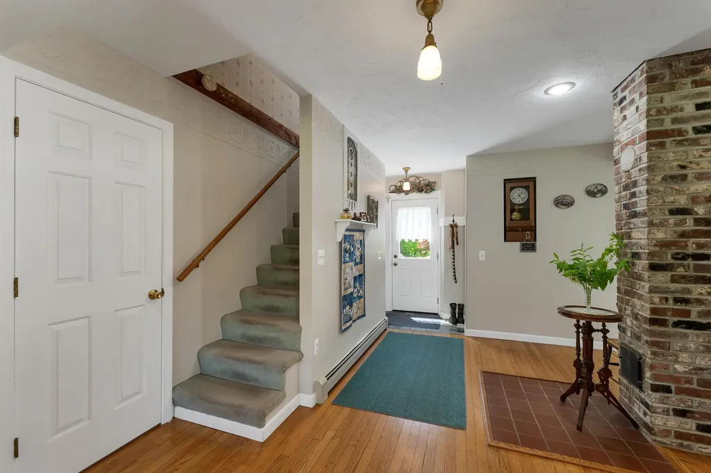 195 Philbrook Road Sanbornton NH 03269