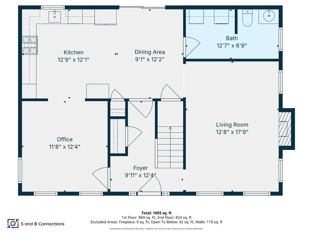 30 Royal Lane Londonderry NH 03053