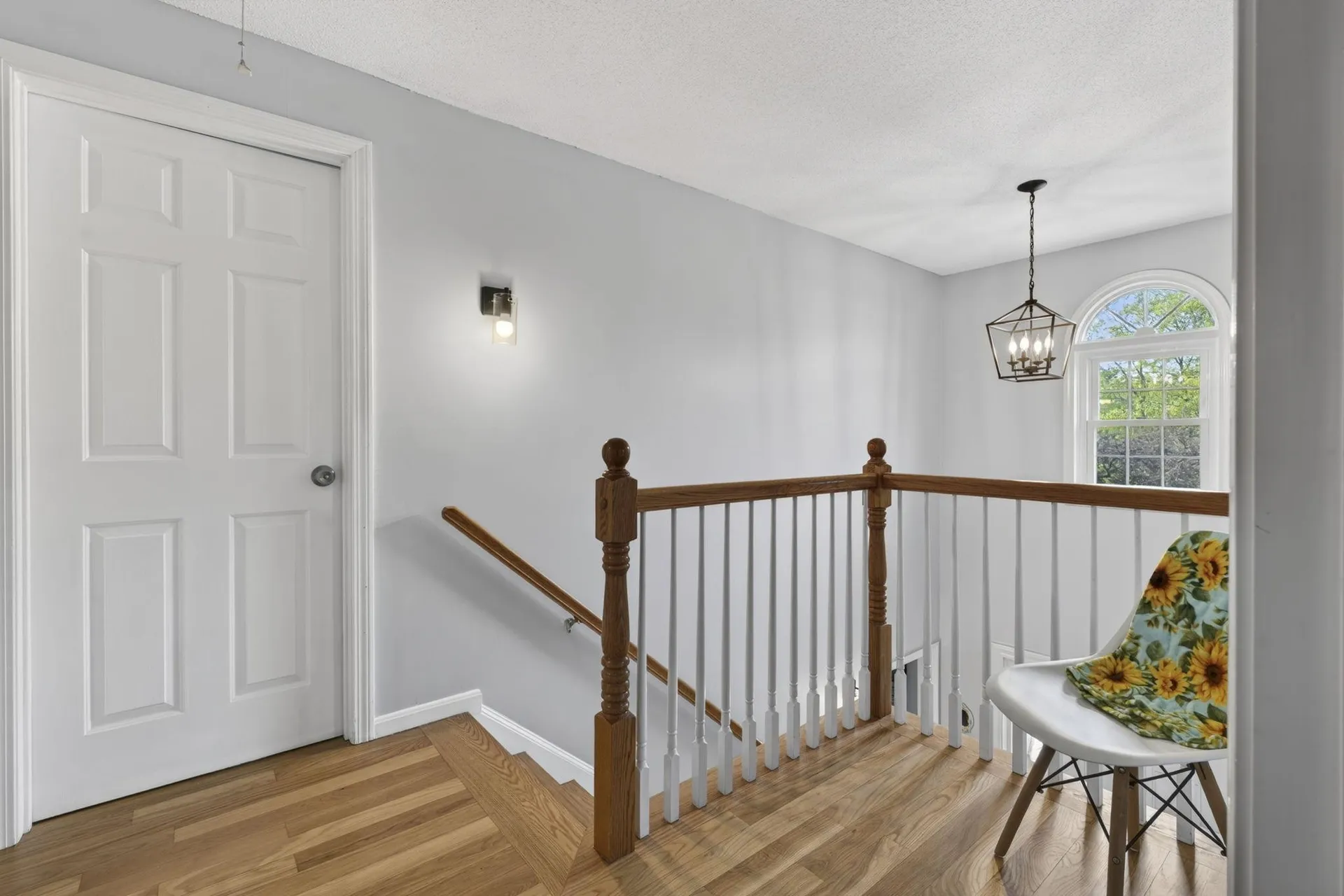 30 Royal Lane Londonderry NH 03053