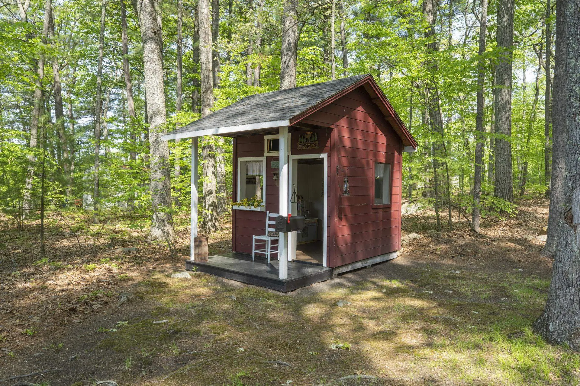 30 Royal Lane Londonderry NH 03053