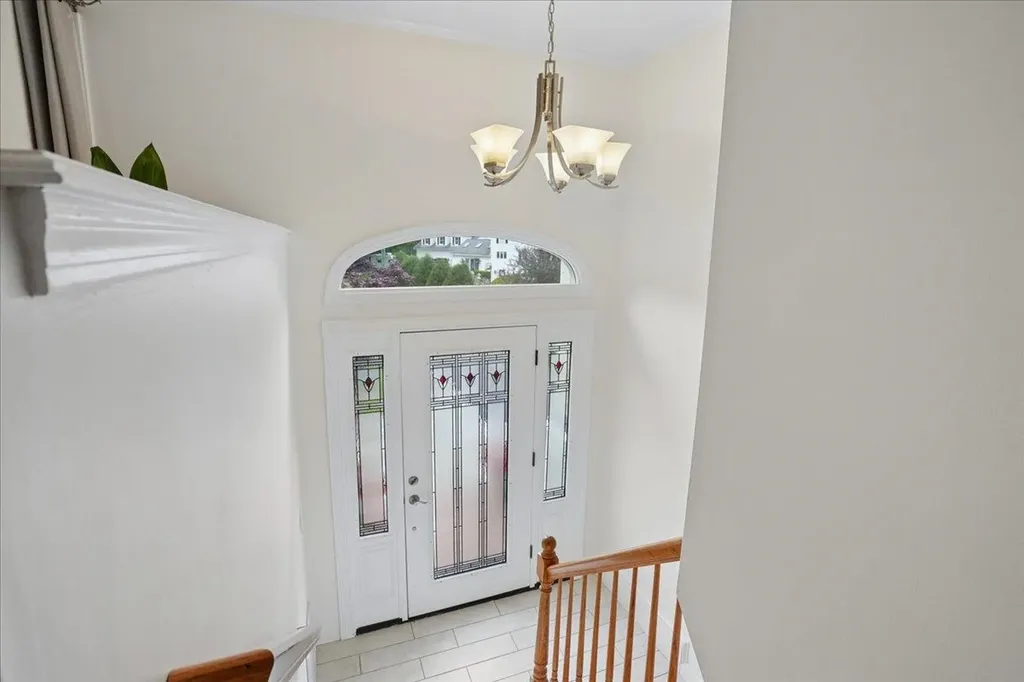 12 Barkland Drive Derry NH 03038