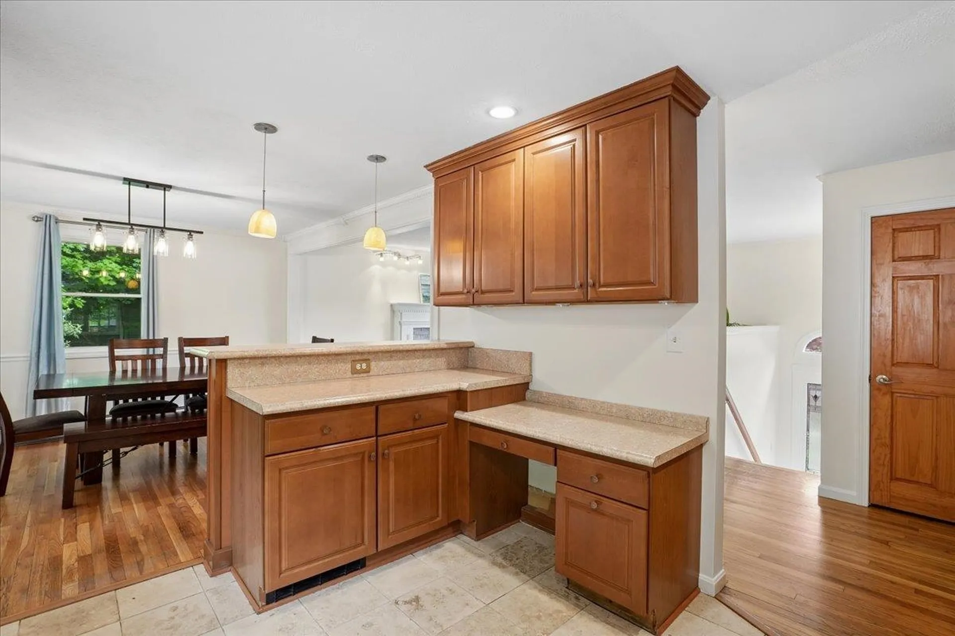 12 Barkland Drive Derry NH 03038