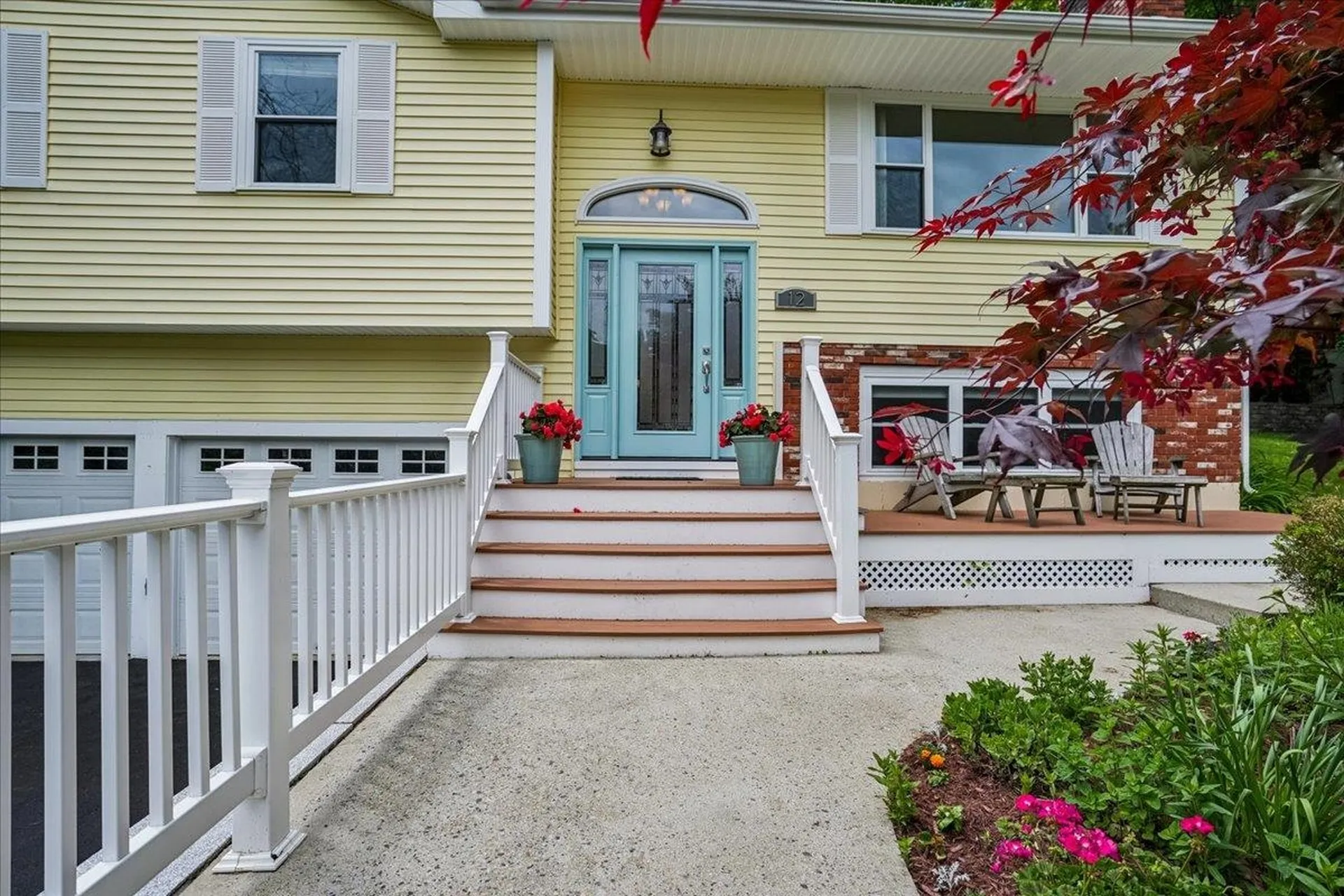 12 Barkland Drive Derry NH 03038