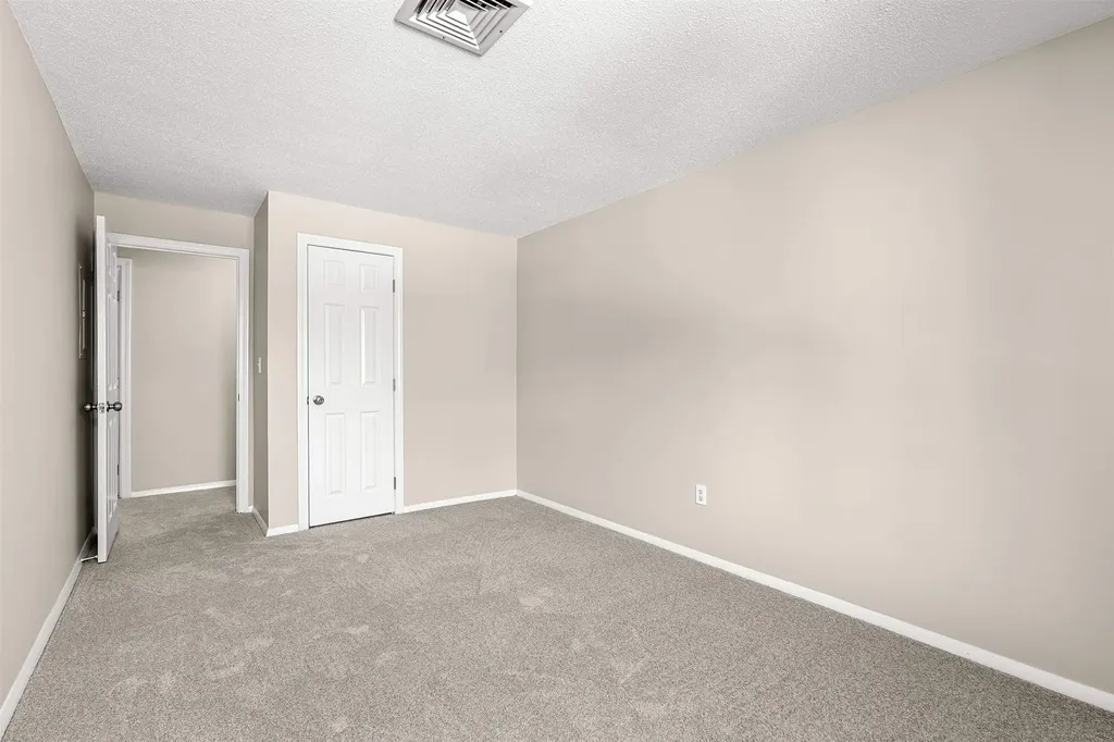 15 Blackstone Drive Nashua NH 03063