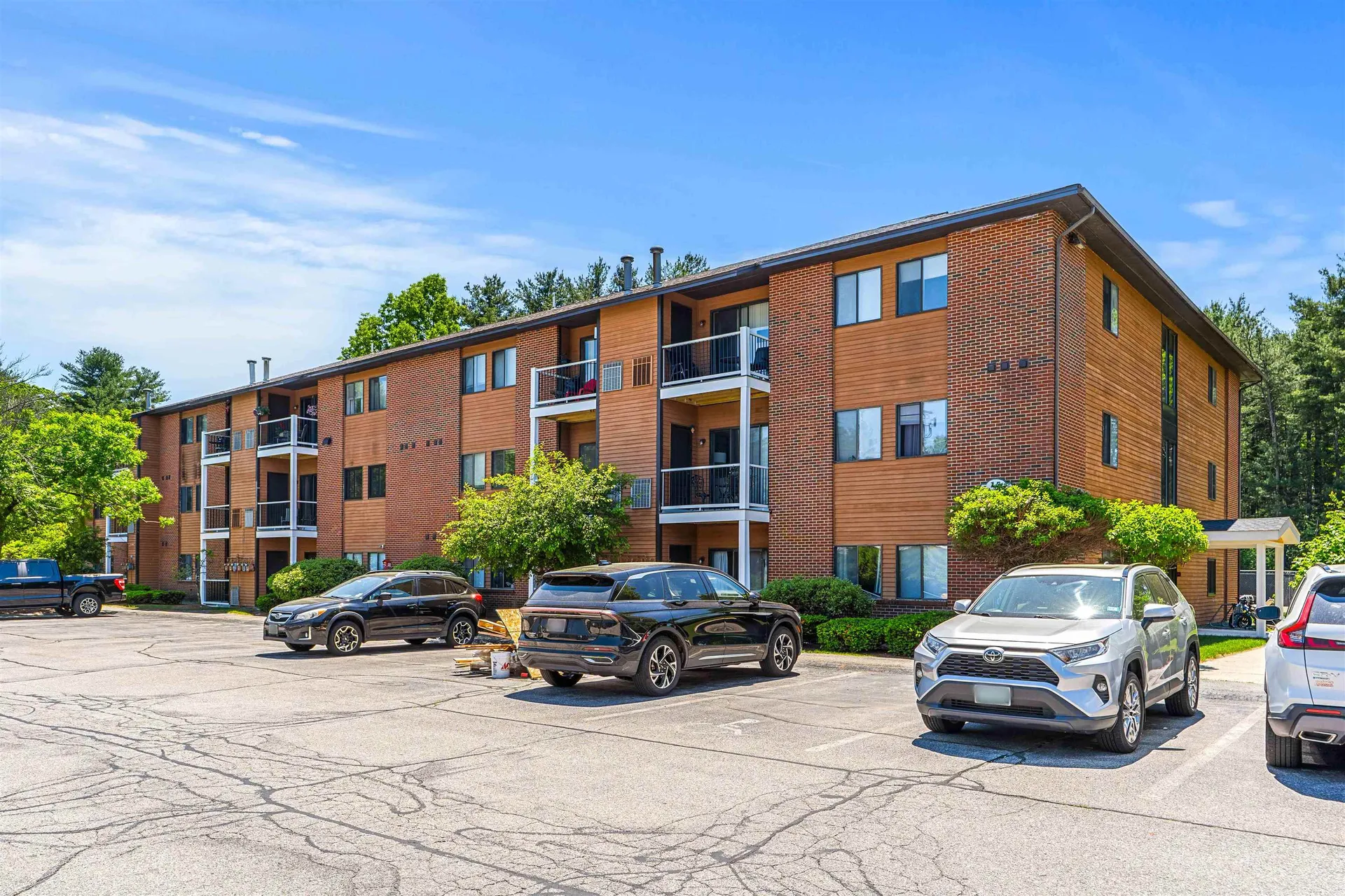 15 Blackstone Drive Nashua NH 03063