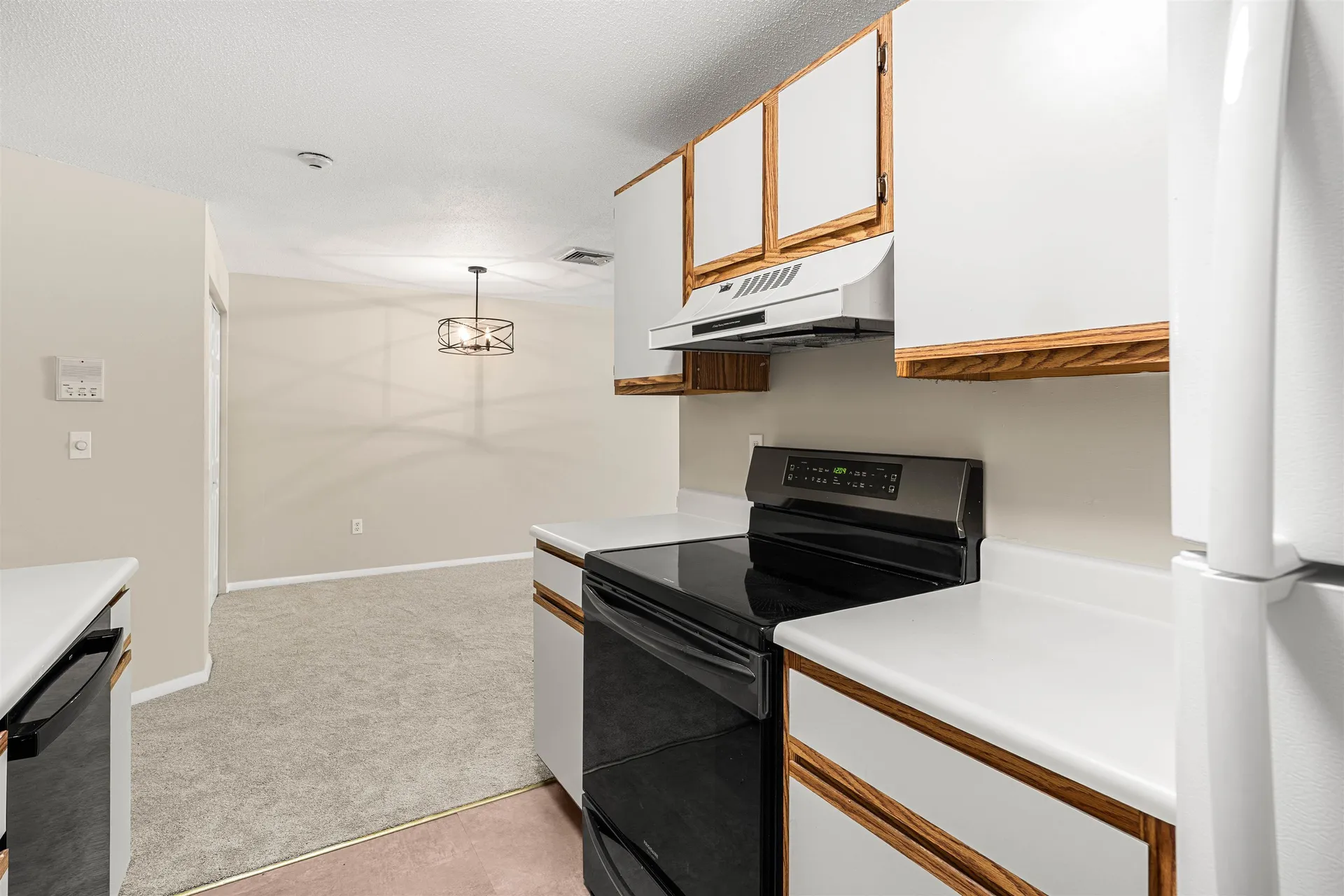 15 Blackstone Drive Nashua NH 03063