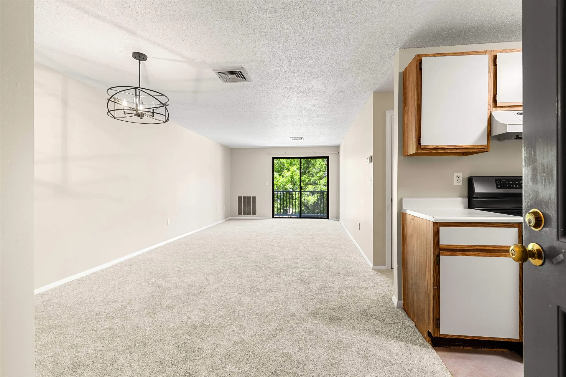 15 Blackstone Drive Nashua NH 03063