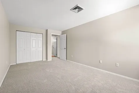 15 Blackstone Drive Nashua NH 03063