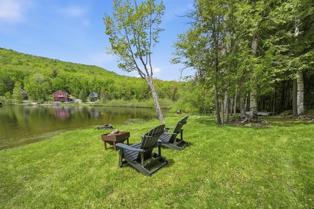 38 Kelly Road Stark NH 03582