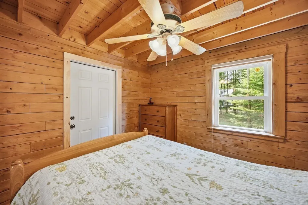 38 Kelly Road Stark NH 03582