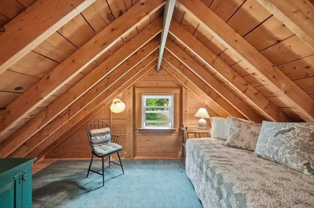 38 Kelly Road Stark NH 03582
