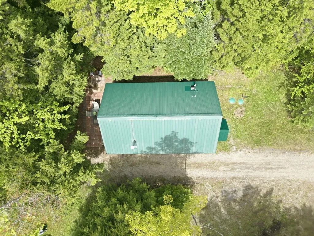 38 Kelly Road Stark NH 03582