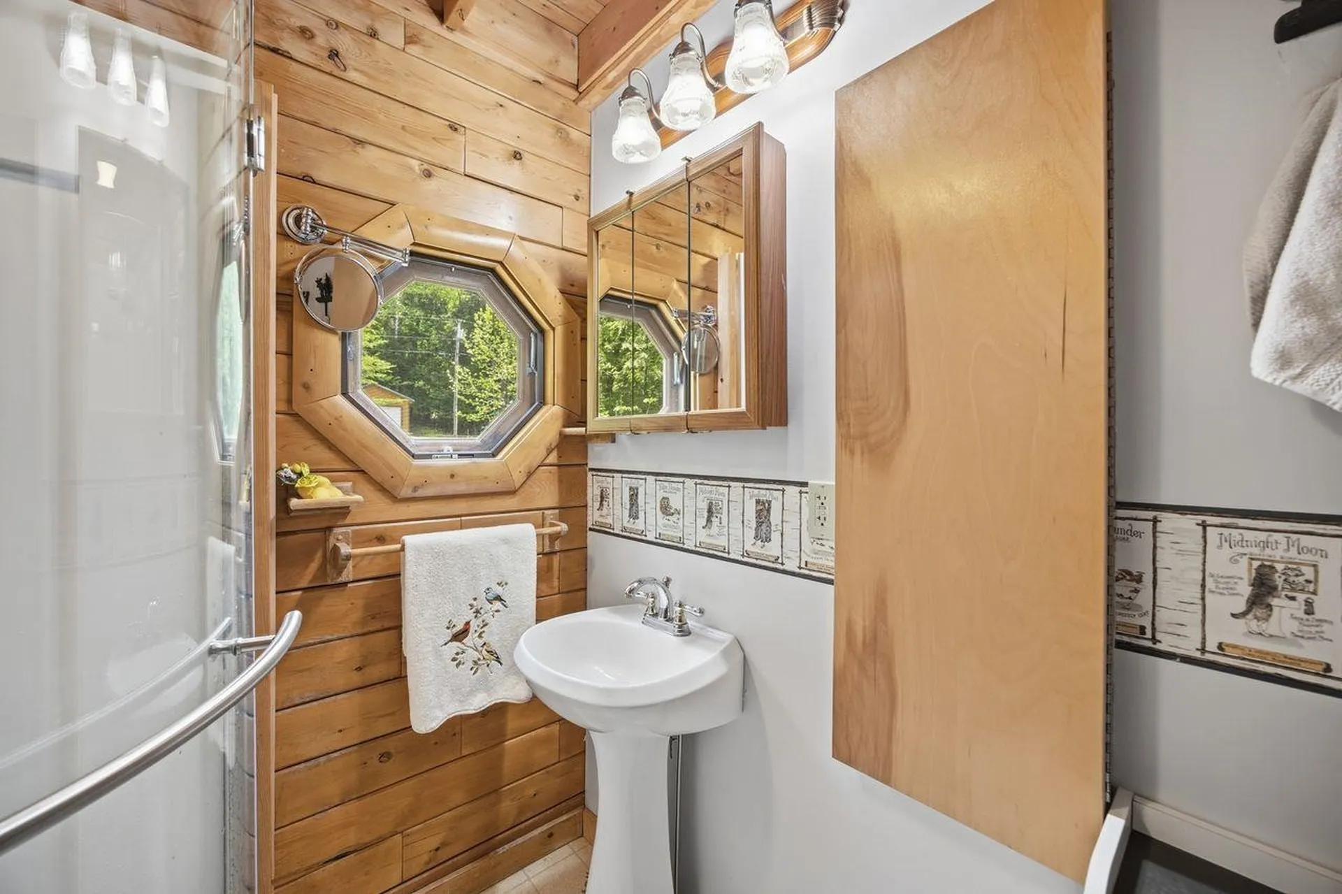 38 Kelly Road Stark NH 03582