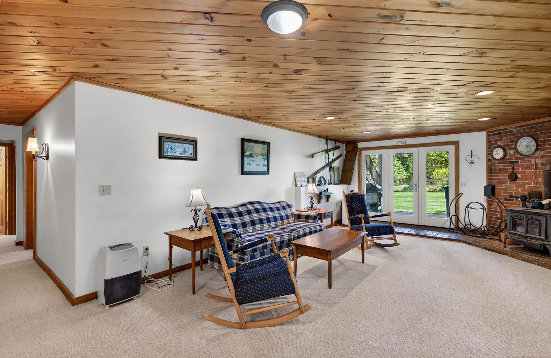 8B Crane Circle Laconia NH 03246