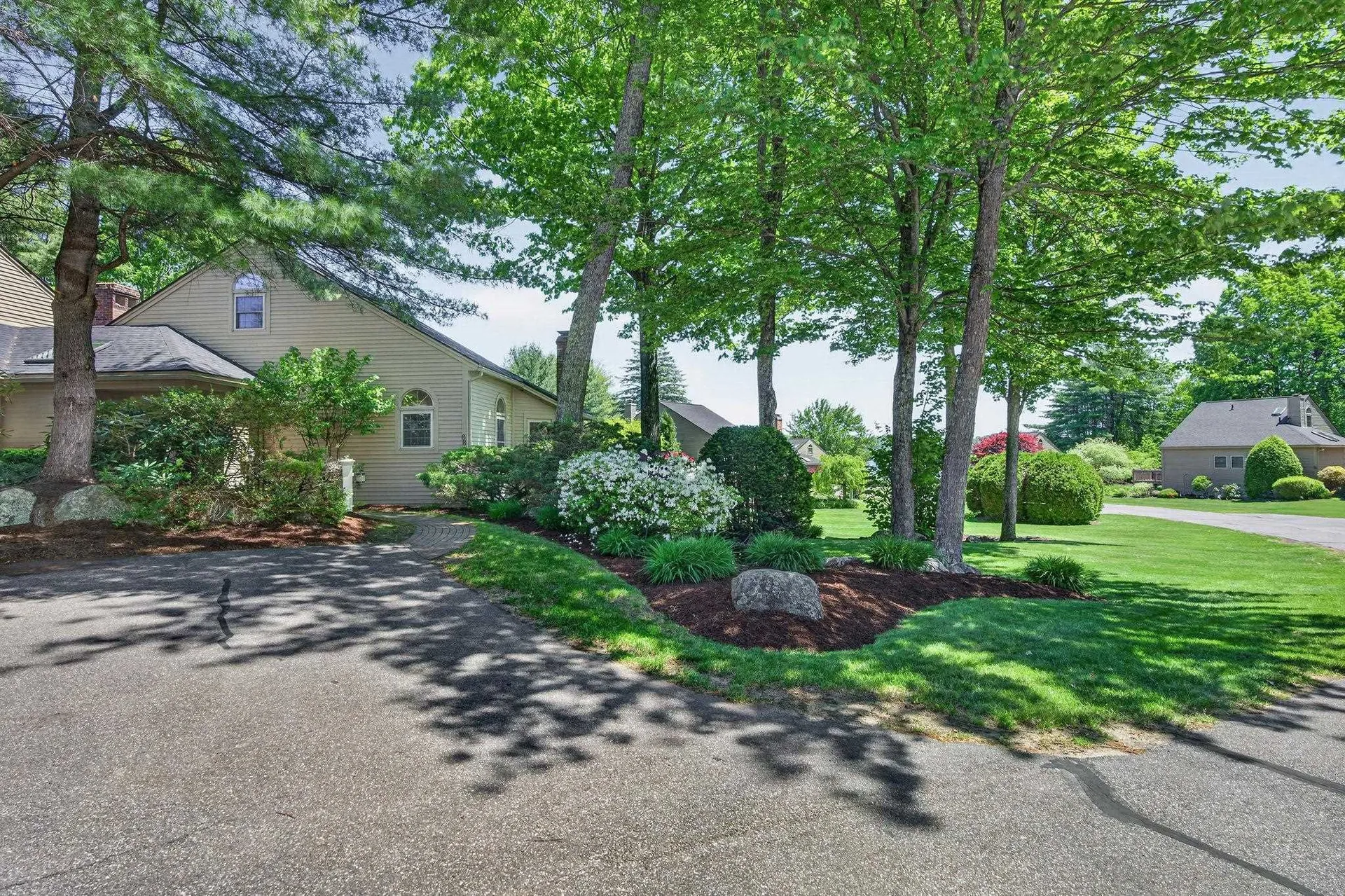 8B Crane Circle Laconia NH 03246