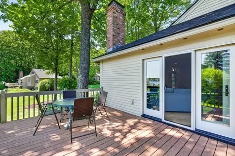 8B Crane Circle Laconia NH 03246