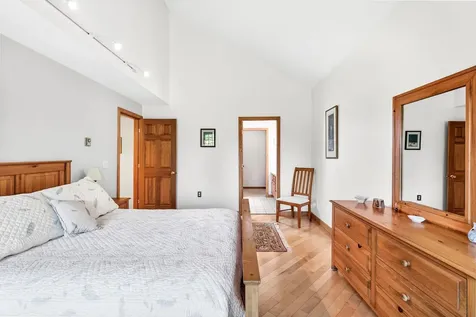 8B Crane Circle Laconia NH 03246