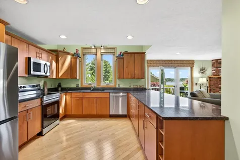 8B Crane Circle Laconia NH 03246