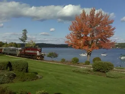 8B Crane Circle Laconia NH 03246
