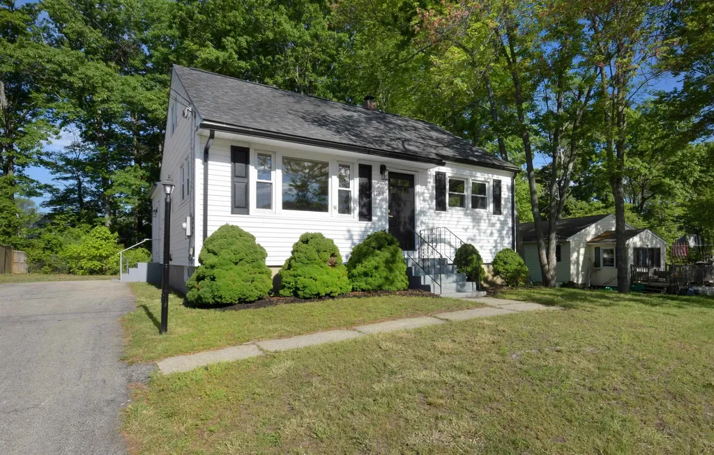161 S Gray Street Manchester NH 03103