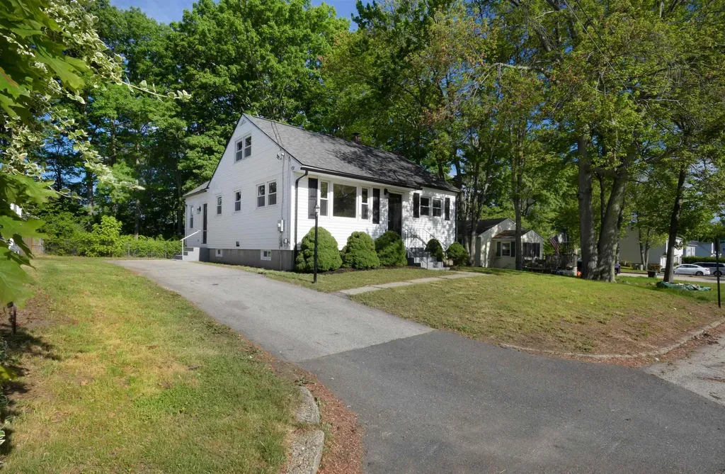 161 S Gray Street Manchester NH 03103