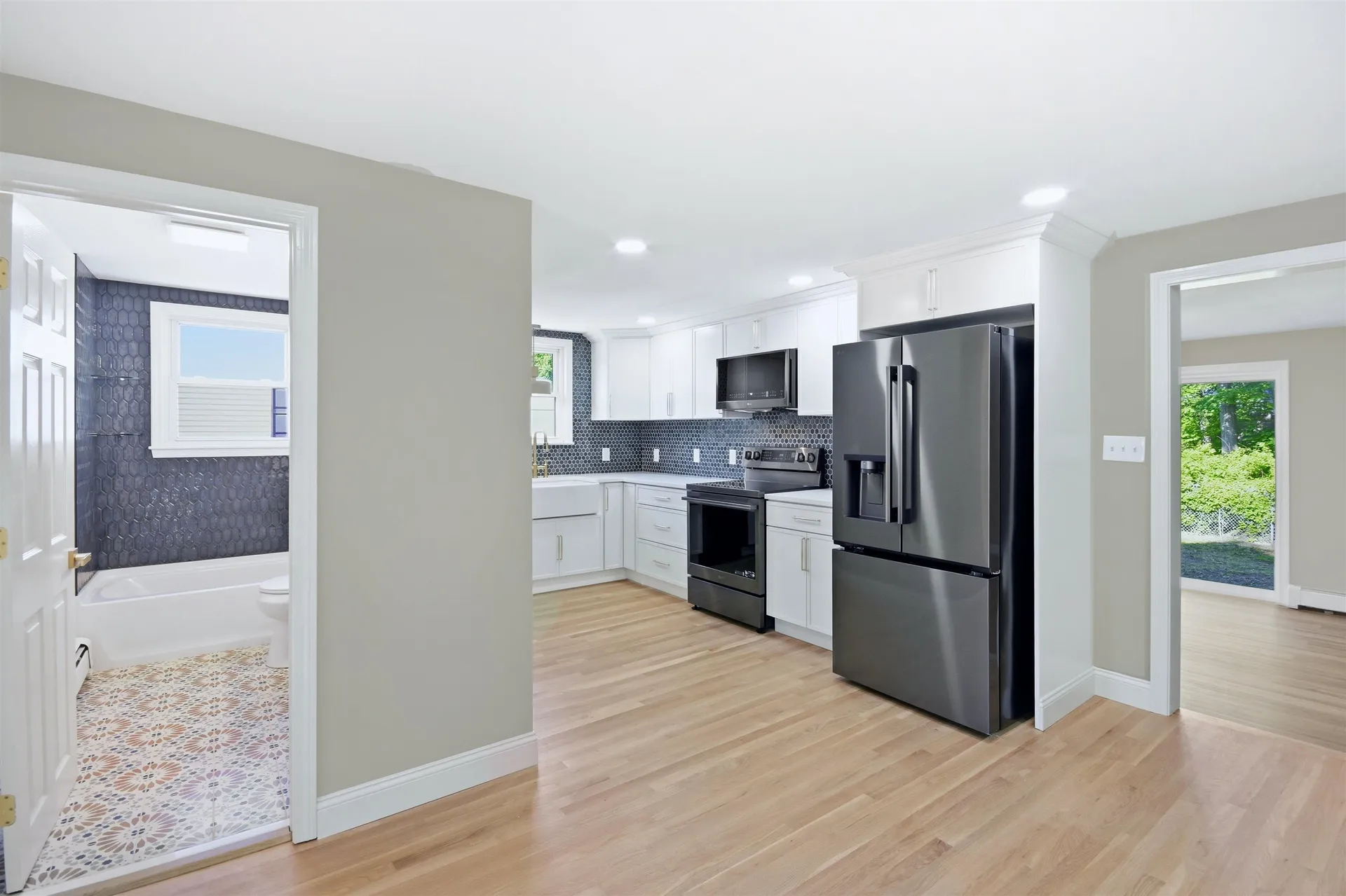161 S Gray Street Manchester NH 03103
