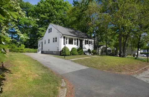 161 S Gray Street Manchester NH 03103
