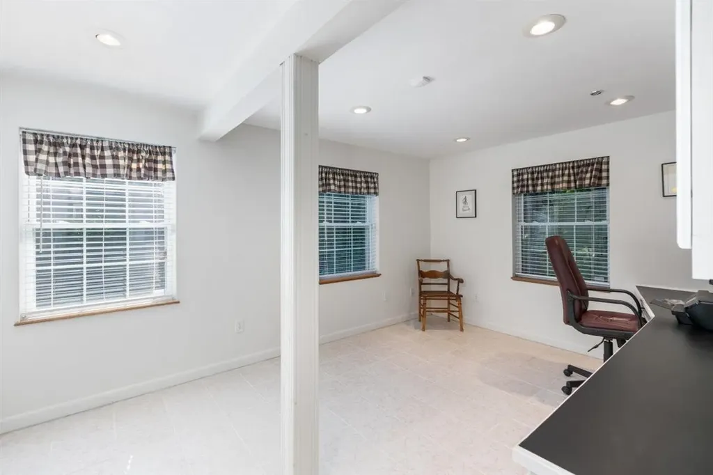 20 Centerview Road Atkinson NH 03811