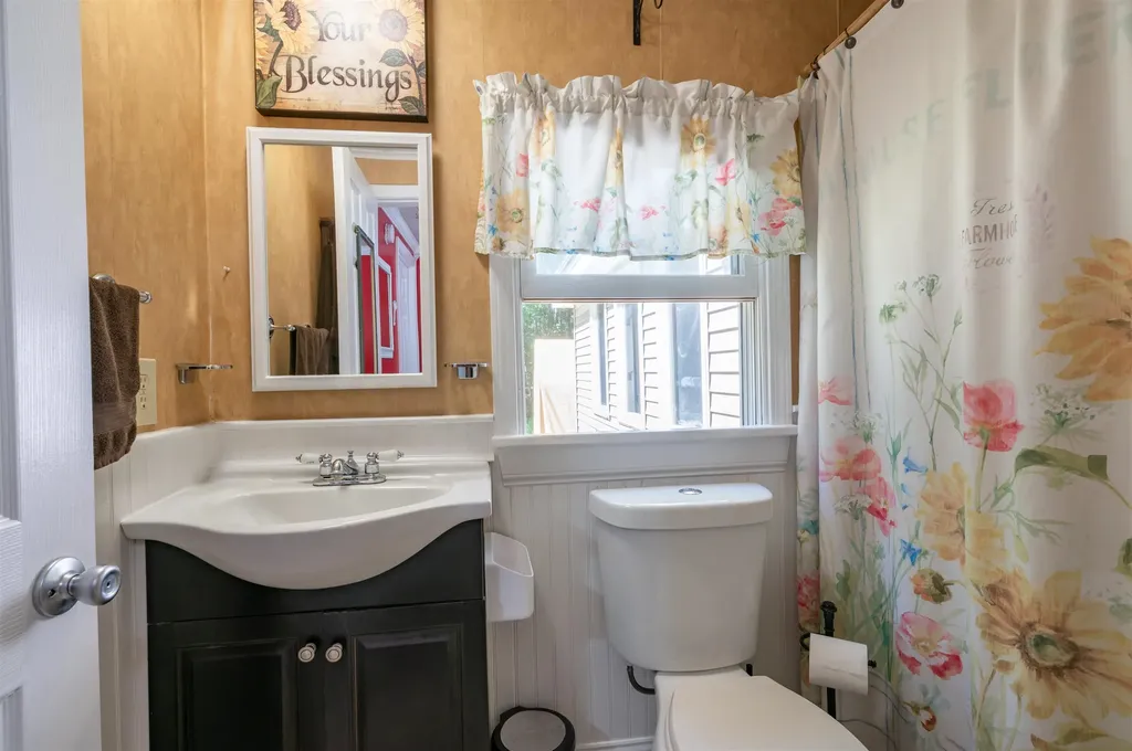 22 Susan Street Danville NH 03819
