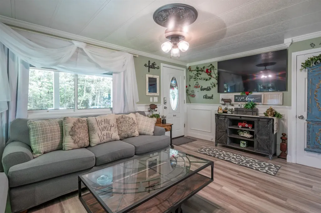 22 Susan Street Danville NH 03819
