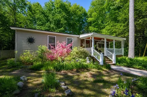 22 Susan Street Danville NH 03819