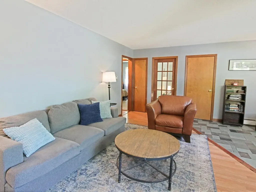 18 Margaret Street Essex VT 05452