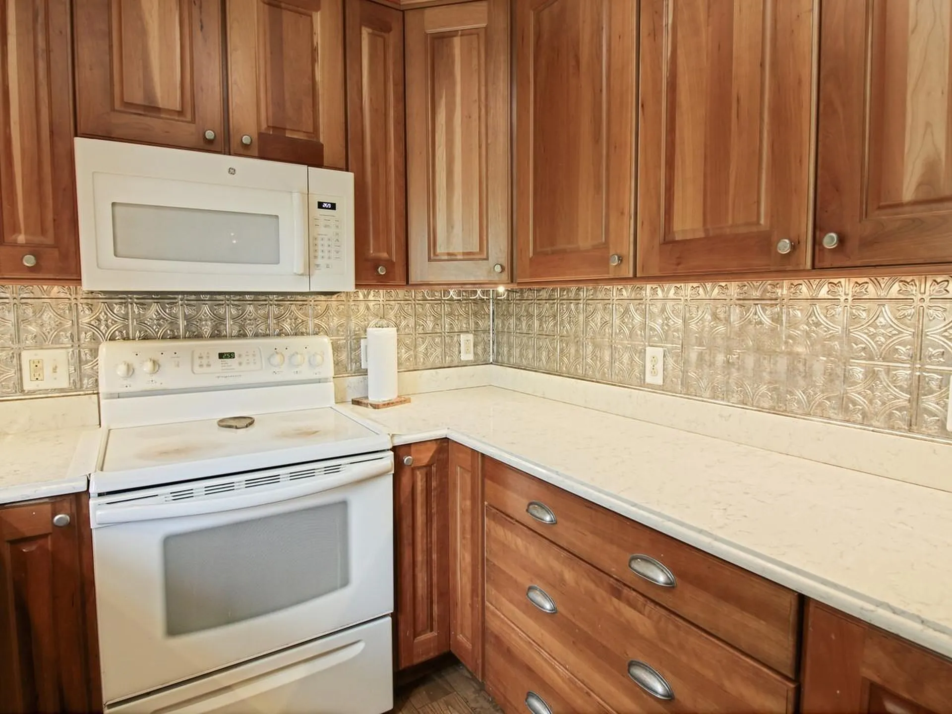 18 Margaret Street Essex VT 05452
