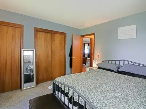 18 Margaret Street Essex VT 05452