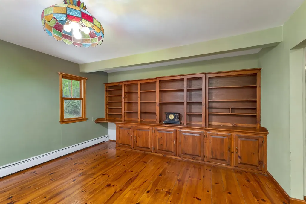 371 Baker Road Henniker NH 03242