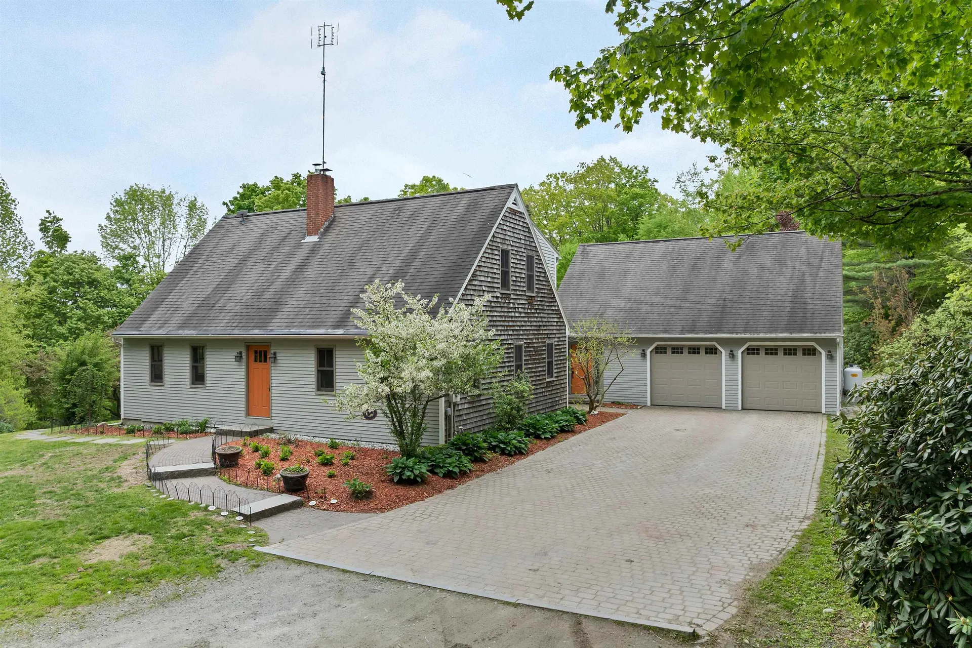371 Baker Road Henniker NH 03242