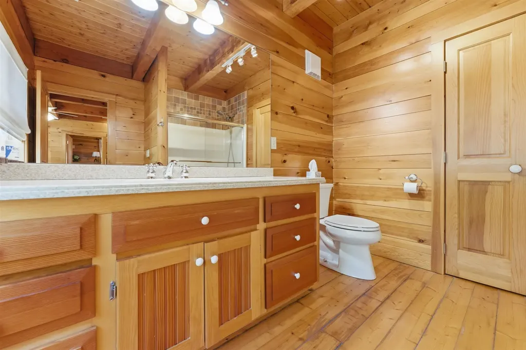 27 Mountain View Road Winhall VT 05340