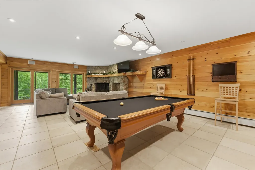27 Mountain View Road Winhall VT 05340