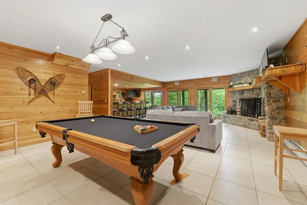 27 Mountain View Road Winhall VT 05340