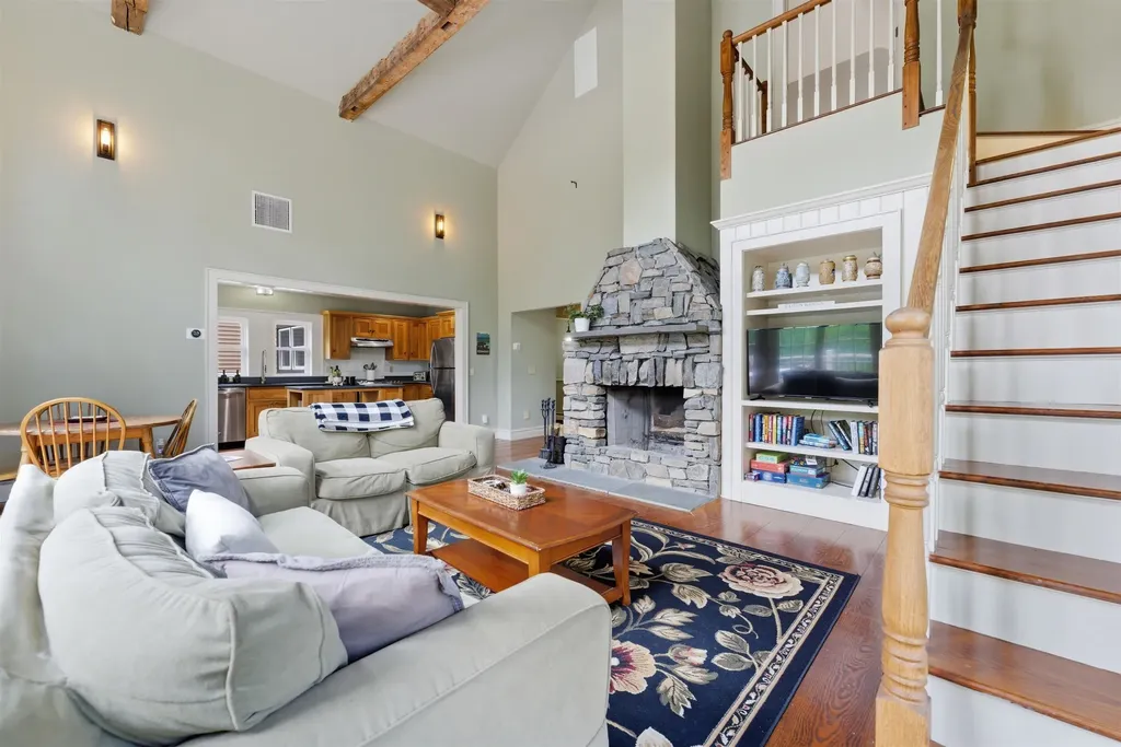 27 Mountain View Road Winhall VT 05340