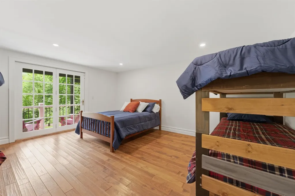 27 Mountain View Road Winhall VT 05340
