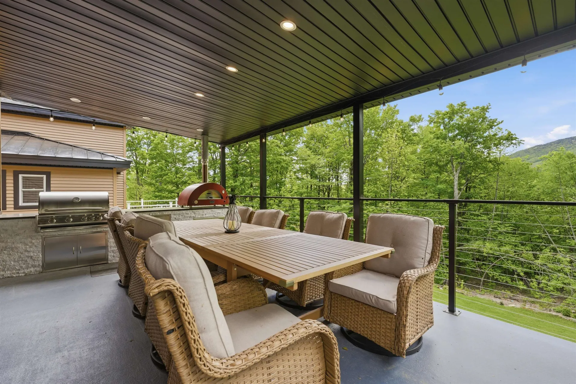 27 Mountain View Road Winhall VT 05340