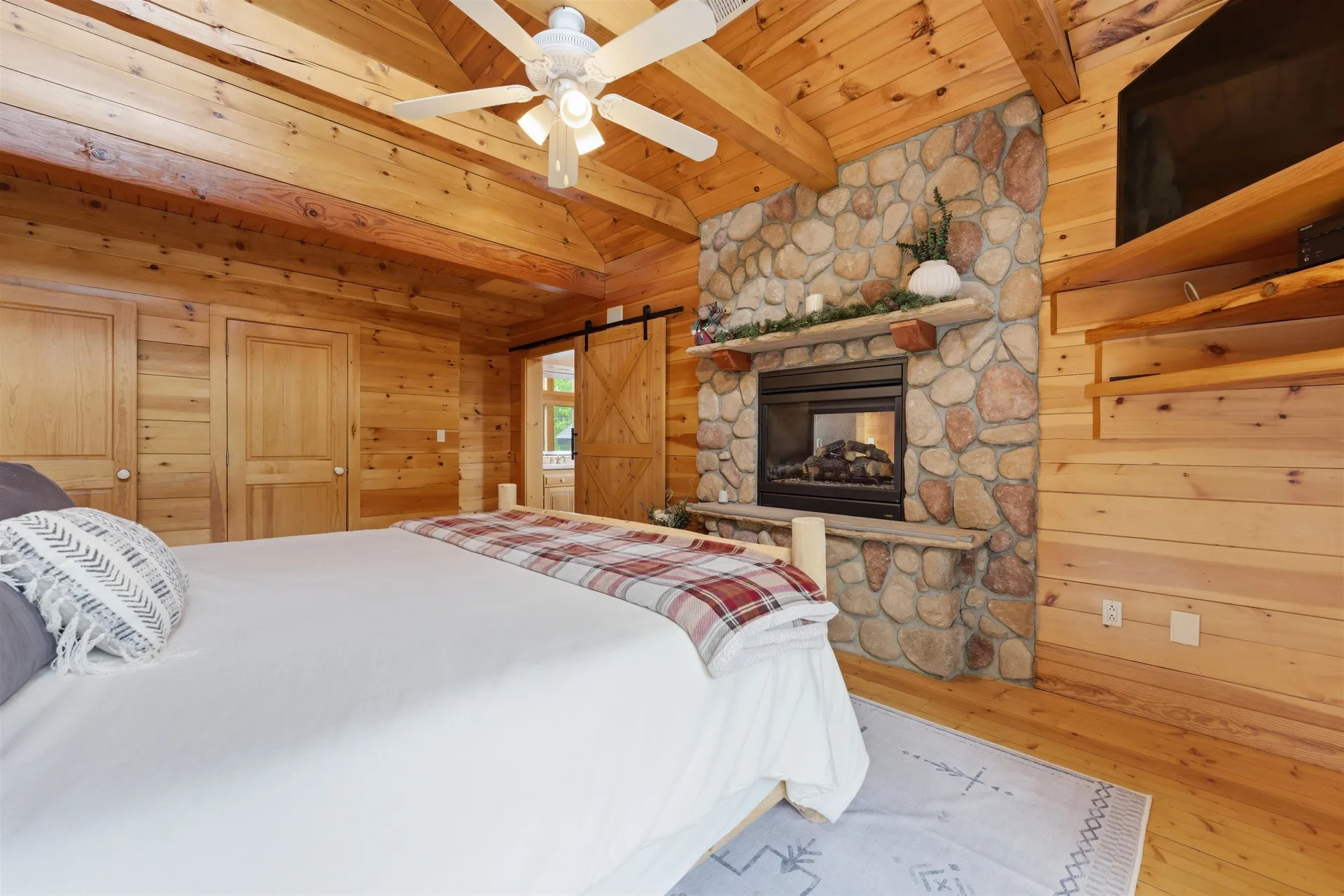 27 Mountain View Road Winhall VT 05340