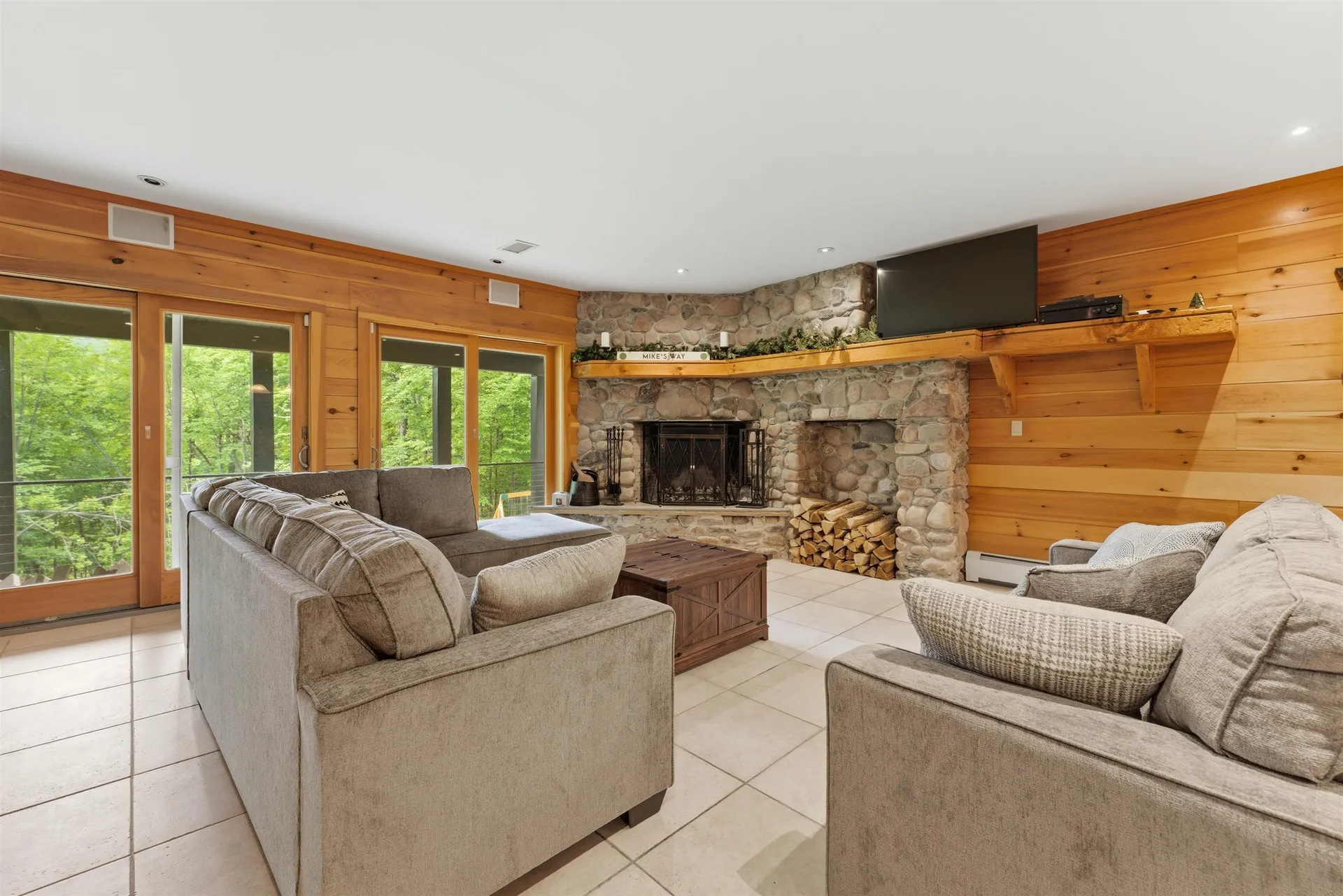 27 Mountain View Road Winhall VT 05340
