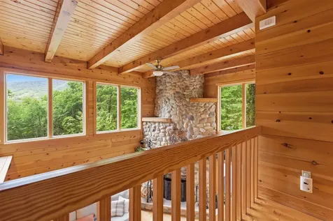 27 Mountain View Road Winhall VT 05340