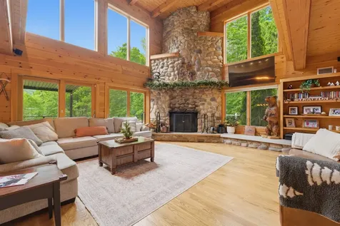 27 Mountain View Road Winhall VT 05340