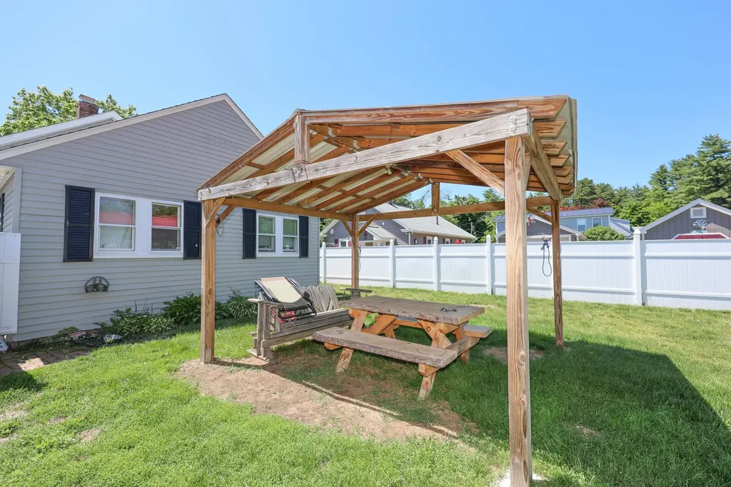 2 Thomas Street Concord NH 03301